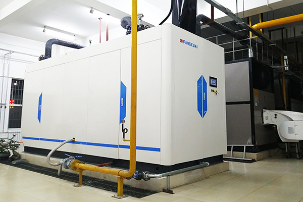 濟南機場集中供暖真空（kōng）熱水鍋爐案例