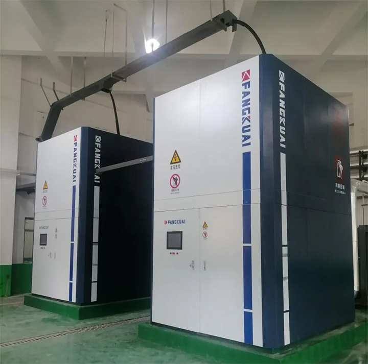 電極鍋爐.jpg 電極鍋爐(lú).jpg